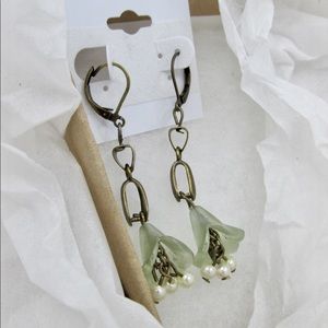 Rustic Brass Flower Earrings w/dangling pearls